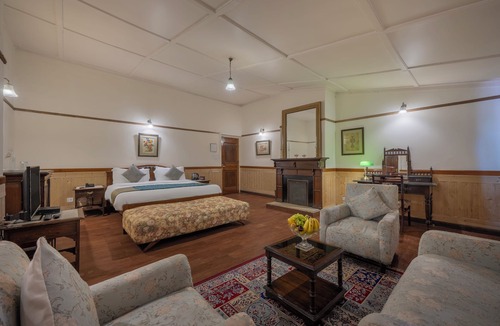 Knollswood Hotel | Springfields - A Heritage Palace Since 1902 by Eastlynn Experiences