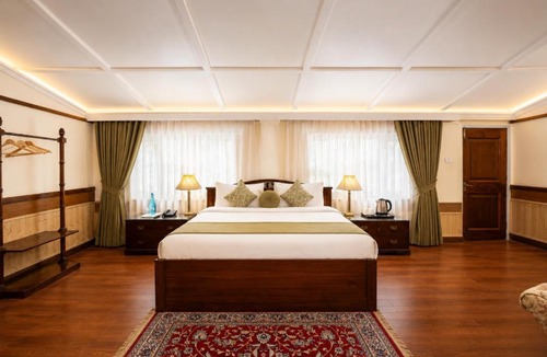 Knollswood Hotel | Springfields - A Heritage Palace Since 1902 by Eastlynn Experiences