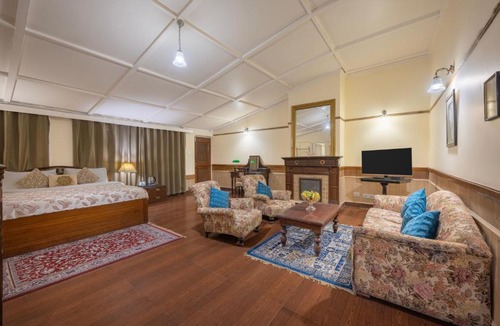 Knollswood Hotel | Springfields - A Heritage Palace Since 1902 by Eastlynn Experiences