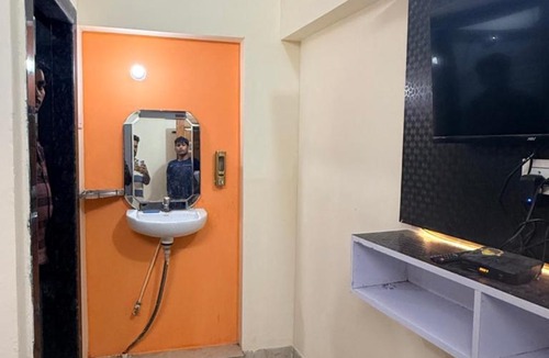 Ayodhya House | Sri Devadhish Palace