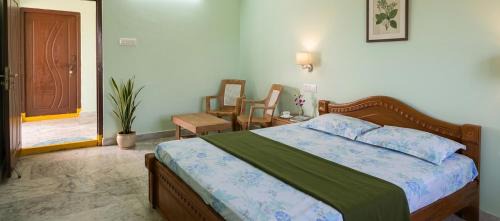 Yadagirigutta Hotel | Sri lucky grand lodge and function hall