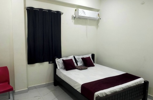 Andipatti Cabin | SRI NAVANEETHA KRISHNA MAHAL &RESIDENCY