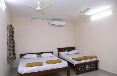 Tiruchanur Cabin | Sri Padmavathi Residency