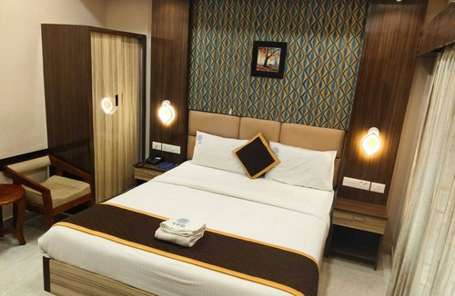 Palayankottai Hotel | Sri Ram Residency