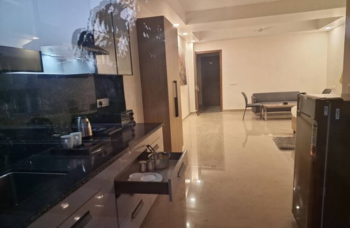 Sector 39 Hotel | Star Residency near Medanta Hospital