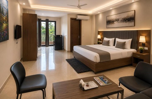 Sector 39 Apartment | Star Suites Best Hotel near Medanta Hospital or near me