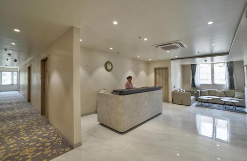 Hadapsar Hotel | StayBird Capital- Business Hotel, Magarpatta City