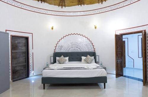 Dholavira Hotel | StayGuru Heritage Resort Dholavira