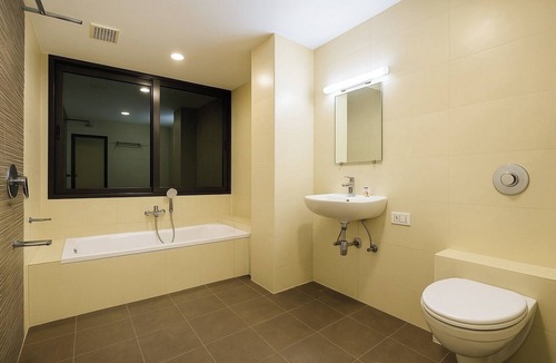 Bhuj Hotel | StayGuru Hotel Atithi