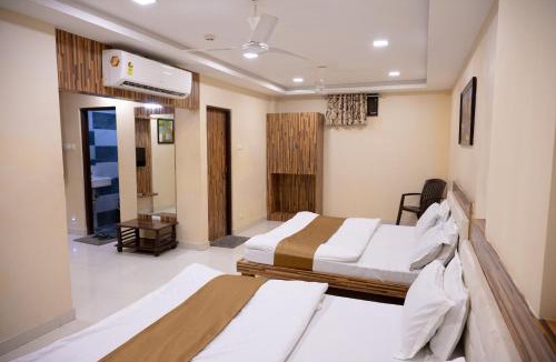 Bhuj Hotel | StayGuru Park View Residency