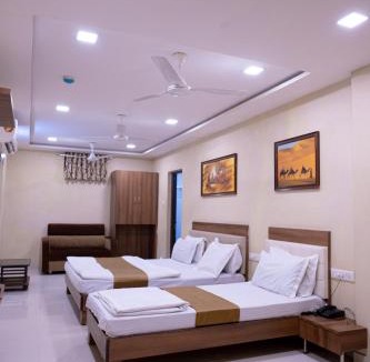 Bhuj Hotel | StayGuru Park View Residency