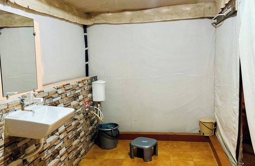 Bhuj Hotel | Stayguru Patgar Tent