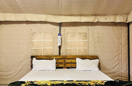 Bhuj Hotel | Stayguru Patgar Tent