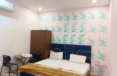 Rohini Hotel | Staylo Hotel Shiva