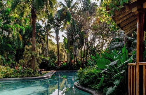 Nerul Villa | Staymaster Bharini 2BR Villa Jet Pool