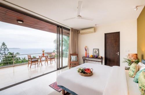Nerul Villa | Staymaster Exquisite Edge Water Escape 4BR Pool