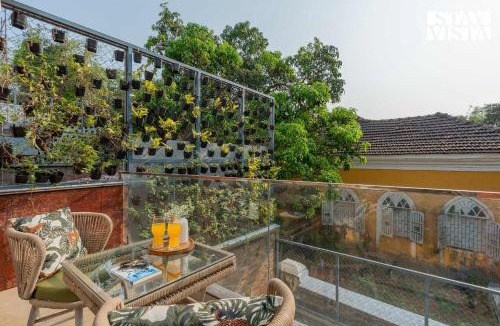 Nerul Villa | StayVista at Beryl Haven - Pool & BBQ