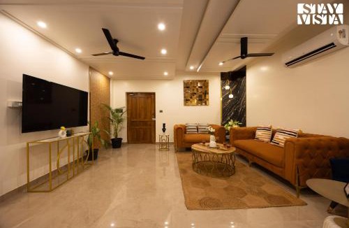 Marra Villa | StayVista at Casa Clarence with Pool and Jacuzzi Villa