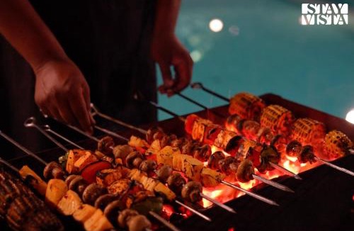 Mandrem Apartment | StayVista at Corville Apartments with BBQ