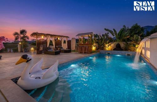 Karjat Villa | StayVista at House of Dawn with Pool, Lawn