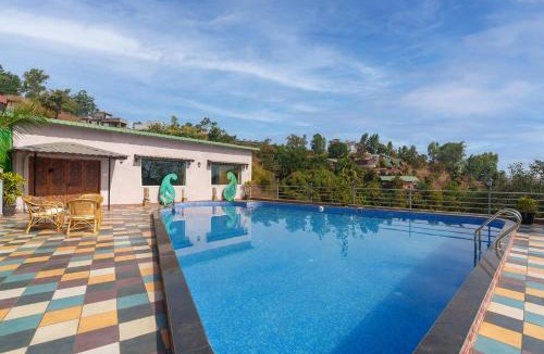 Bhilar Villa | StayVista at Lawn House - Shrimant Wada Royal Stay
