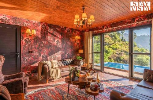 Kumarhatti Villa | StayVista at Leopard's Haus with BBQ & Bonfire