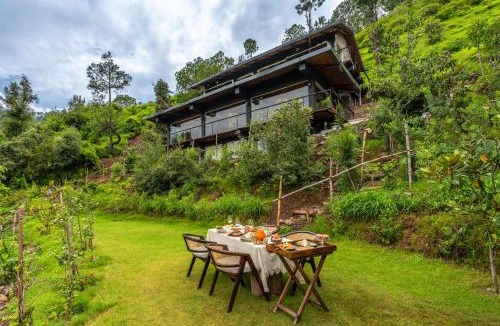 Kumarhatti Villa | StayVista at Leopards Creek A 4BR Pool Villa with Pool Table