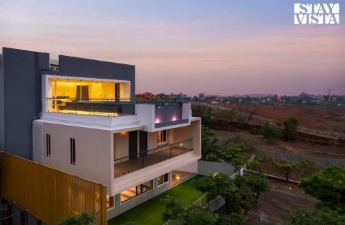 Igatpuri Villa | StayVista at Majestic Whispers with Rooftop Pool