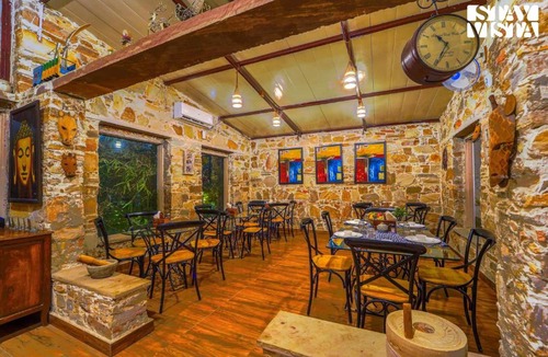 Achrol Villa | StayVista at Mulberry Tree House with Lawn, BBQ