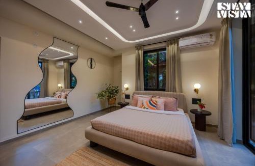 Varca Villa | StayVista at Tarikas Goldshore with BBQ, Pool & Wi-Fi