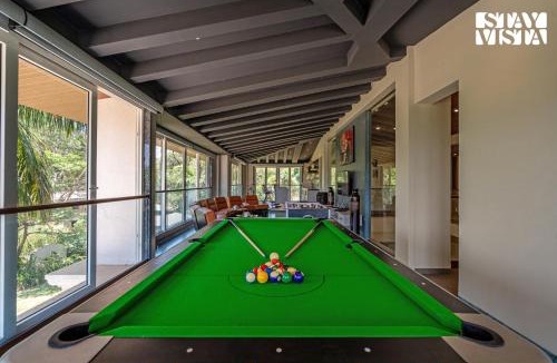 Mahabaleshwar Villa | StayVista at The White Canopy with BBQ & Lawn