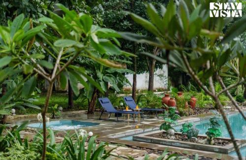 Shahapur Villa | StayVista at The Wildernest Tale with Bonfire, Jacuzzi