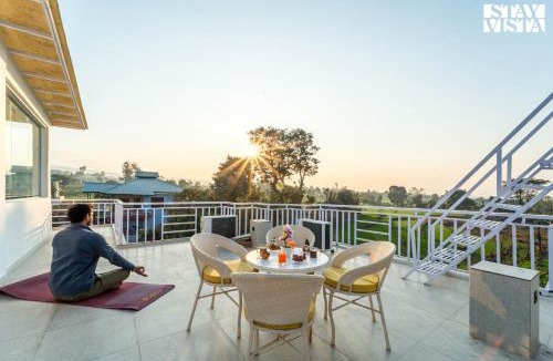 Dharamshala Villa | StayVista at Tirtham Ivory Home with Jacuzzi