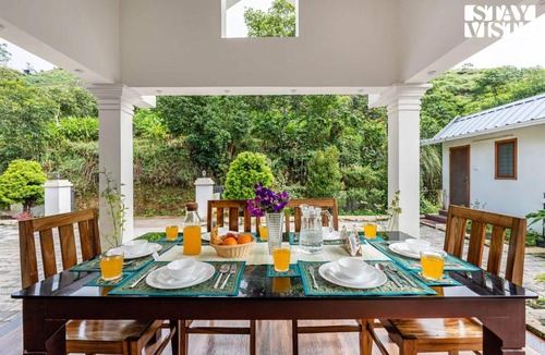 Udumbanchola House | StayVista at Titha Villa