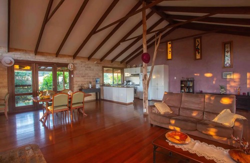 Possum Brush Cottage | Stone Cottage Wallaby Ridge Hideaway Retreat