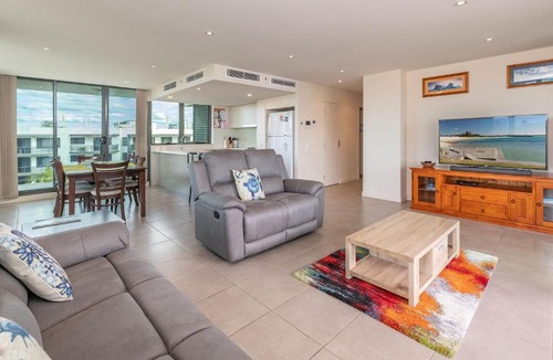 Forster Apartment | Strand Beachside 502