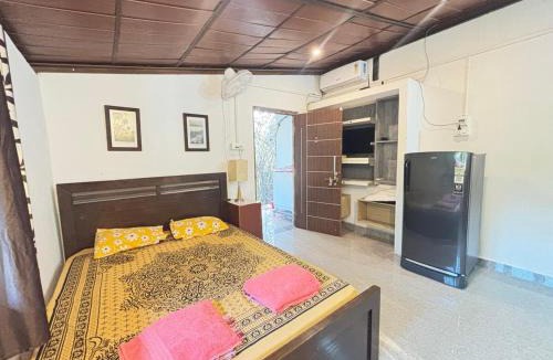Arambol Apartment | Studio Arambol Escape R-8 by Mukund Sadan Arambol