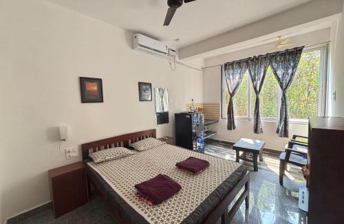 Arambol Apartment | Studio Arambol Hideaway R4 by Mukund Sadan Arambol