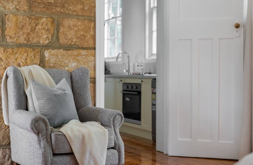 Alpine House | Studio Cottage, Alpine, Southern Highlands