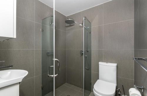 Newcastle Hotel | Studios on King