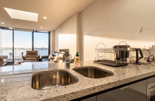 Sydney Olympic Park Apartment | Stylish 2BR Olympic Park | Pool, Gym & Parking