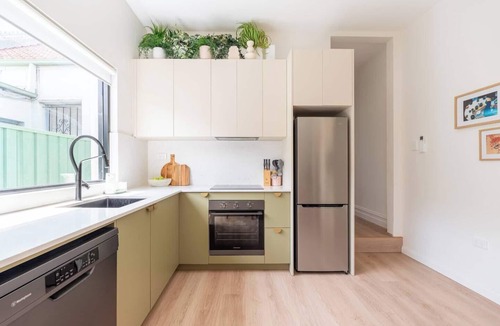 Zetland House | Stylish Inner-City Terrace Near Green Square