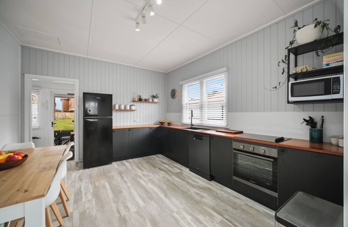 Forster House | Summer Breeze Forster The Perfect Family Getaway on the Mid North Coast of NSW