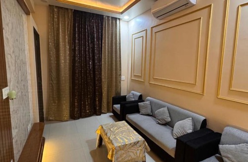 Jhusi House | Sunita Kunj