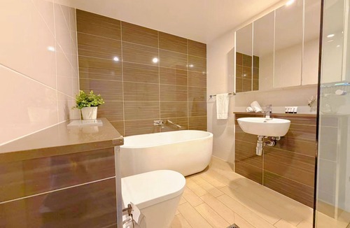 Zetland Apartment | Sunlit 1BR Escape in the Heart of Zetland