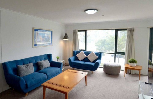 Canberra City Centre Apartment | Sunny Braddon Apt near Civic