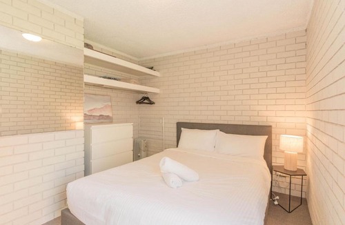 Jindabyne Apartment | Sunrise 19