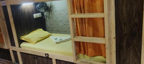 Juhu Hostel | Sunrise Dormitory