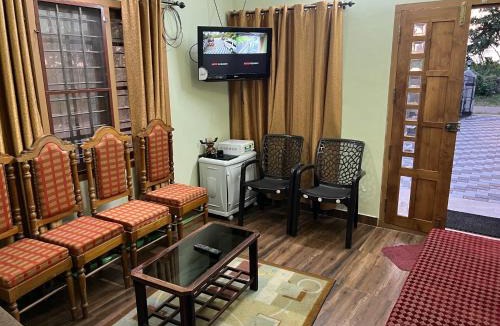 Vypin House | Sunshine Beach Villa - Kuzhuppilly