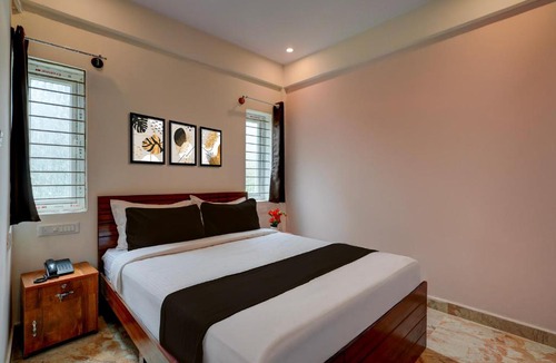 Electronics City Hotel | Super Collection O Biocon Hebbagodi Metro Station Bangalore Formerly Ira Inn